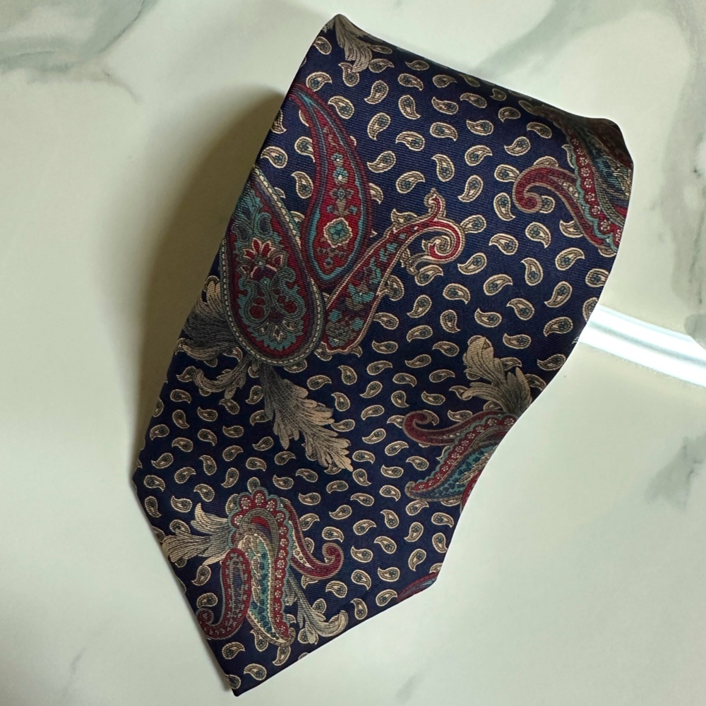 Johnathan Stewart Men’s Italian Silk Tie in Navy with Burgundy and Gold Paisley